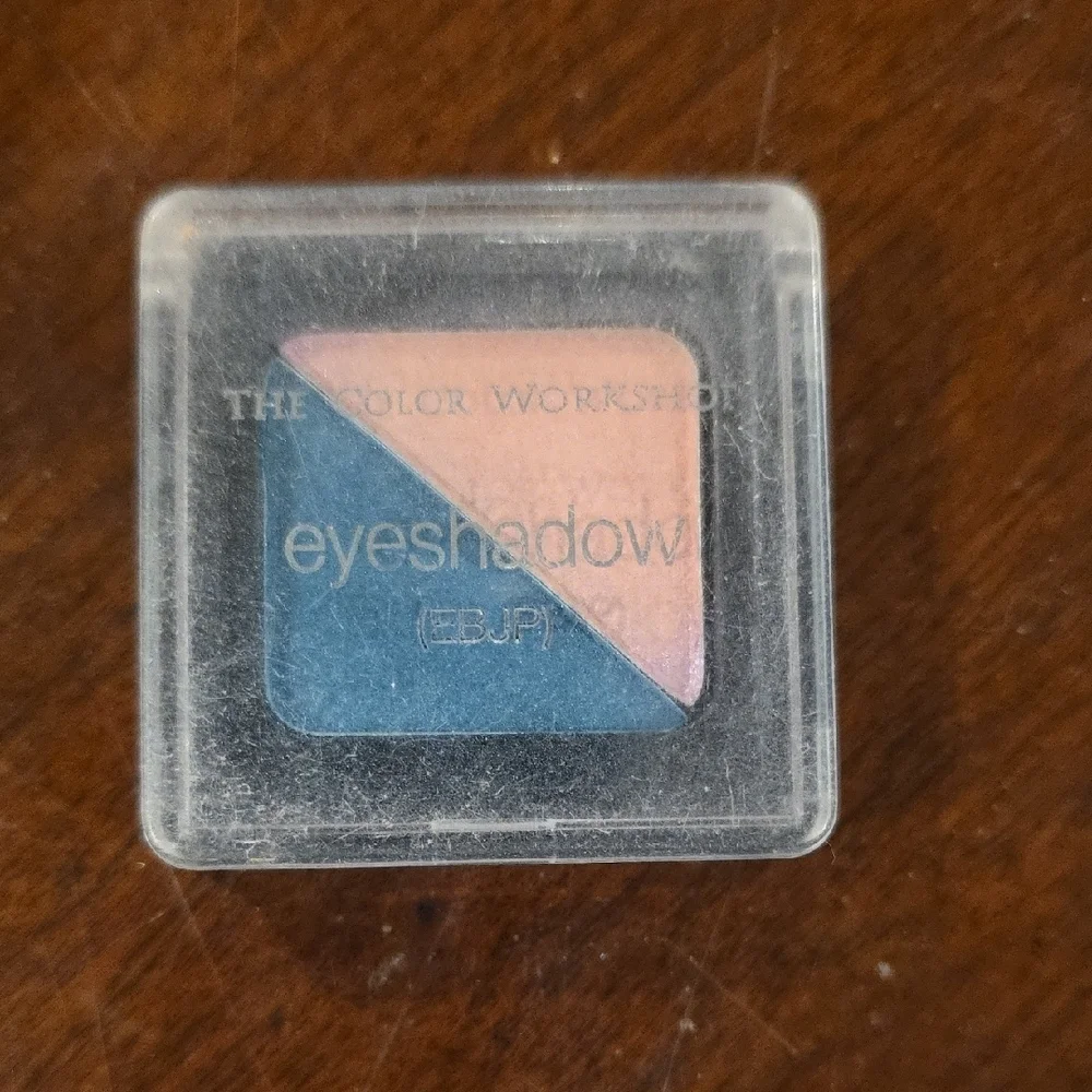 (J52) The Color Workshop Eyeshadow Duo